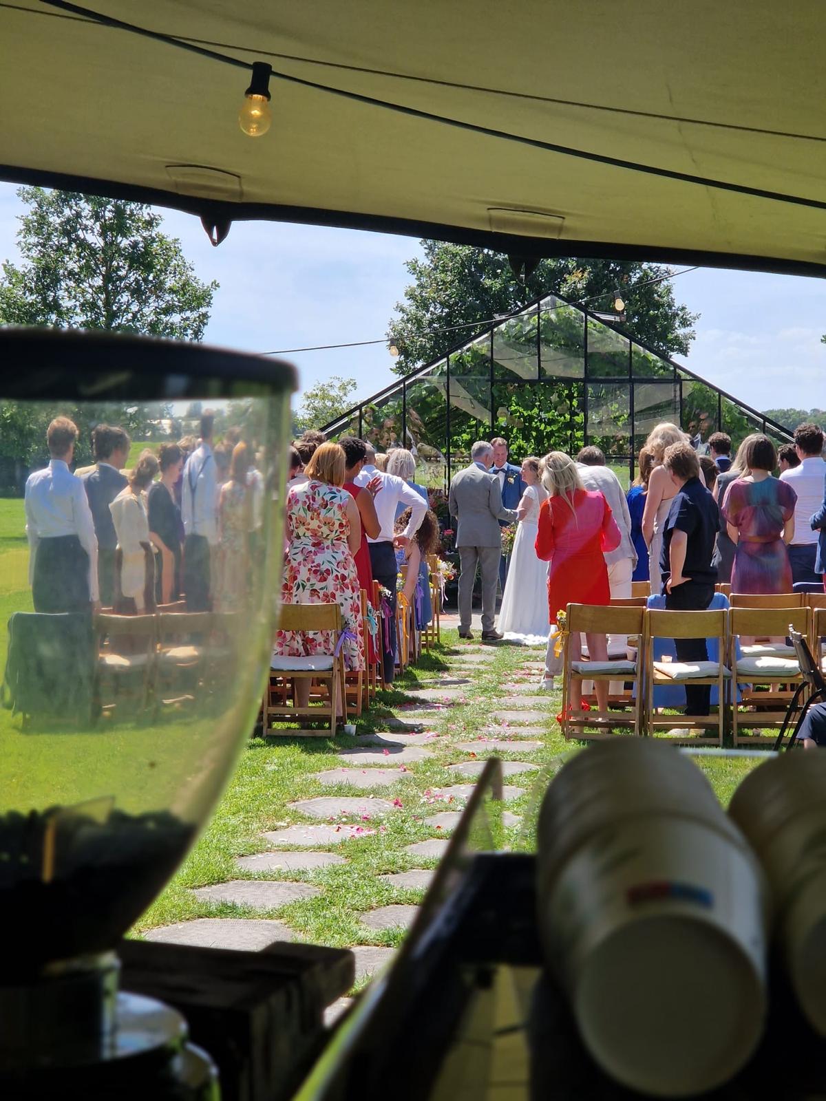 koffielokaal op bruiloft hemelum